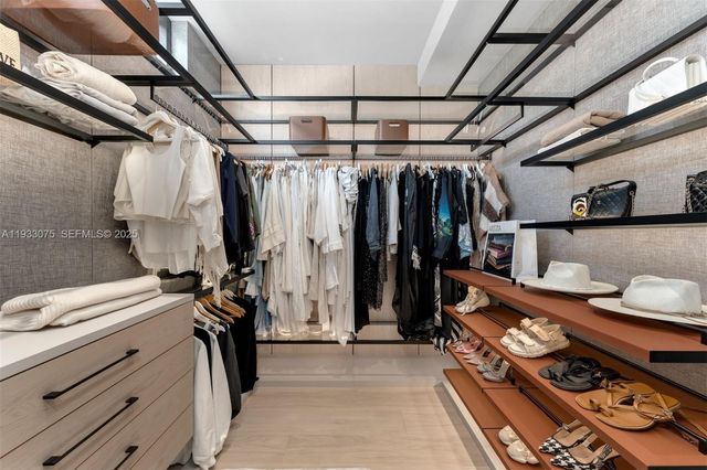 661 Melaleuca Ln, Miami, FL 33137