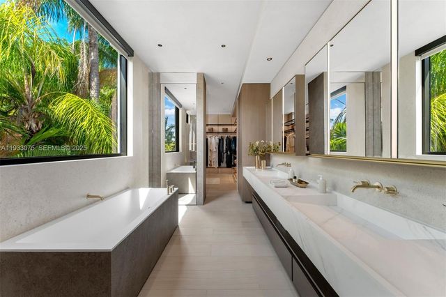 661 Melaleuca Ln, Miami, FL 33137