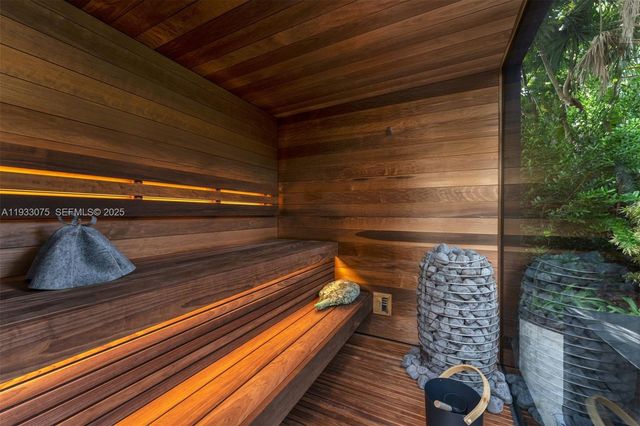 661 Melaleuca Ln, Miami, FL 33137