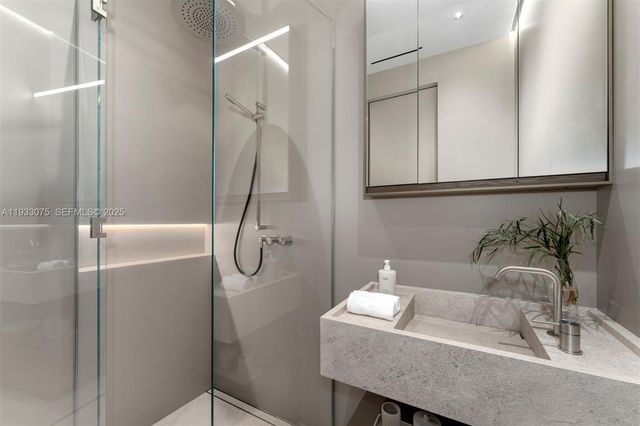 661 Melaleuca Ln, Miami, FL 33137