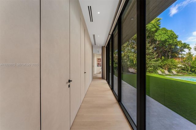 661 Melaleuca Ln, Miami, FL 33137