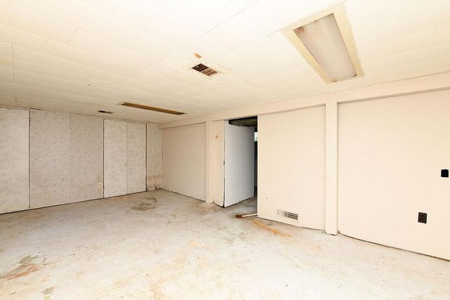 901 5th Street S, Moorhead, MN 56560