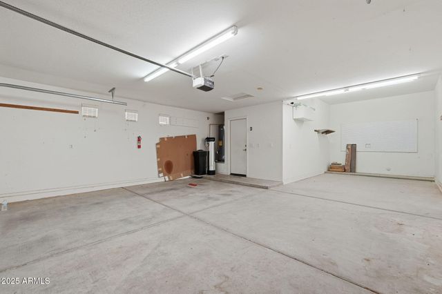 146 W BLUE LAGOON Drive, Casa Grande, AZ 85122