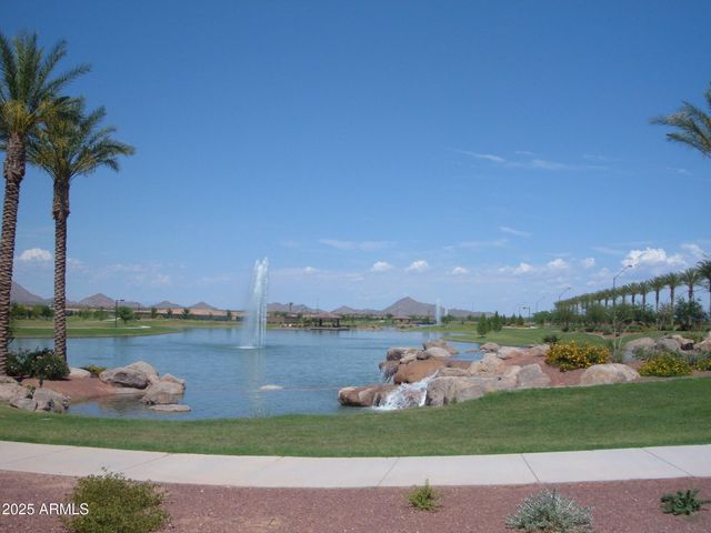 146 W BLUE LAGOON Drive, Casa Grande, AZ 85122