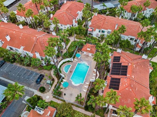 9418 Twin Trails Dr 102, San Diego, CA 92129