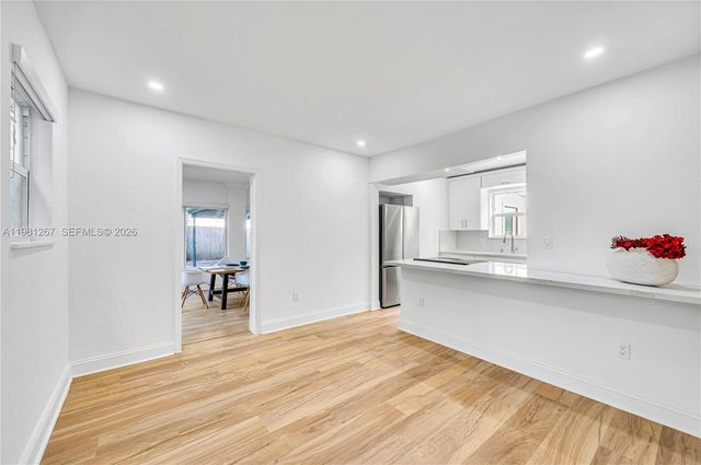 1960 NE 182nd St, North Miami Beach, FL 33162