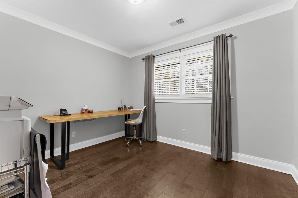 Image 32 of property listing at 107 Brittany Court, Summerville, SC 29485