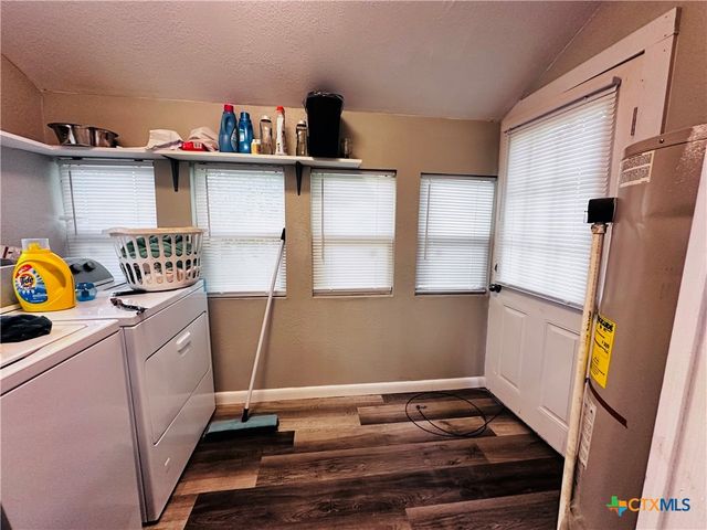 317 Crittenden Street, Yoakum, TX 77995