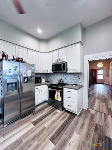 317 Crittenden Street, Yoakum, TX 77995