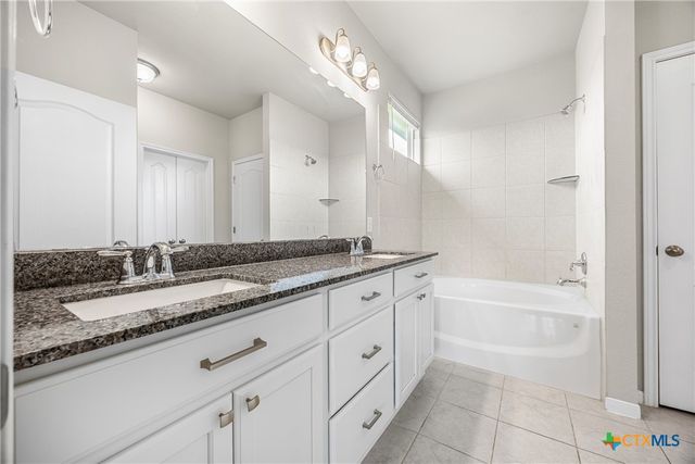 1041 Lakeway Crossing Drive, Temple, TX 76502