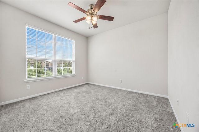 1041 Lakeway Crossing Drive, Temple, TX 76502