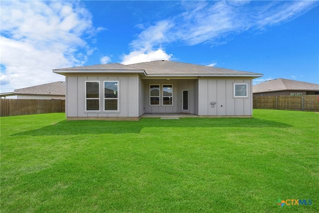 1041 Lakeway Crossing Drive, Temple, TX 76502
