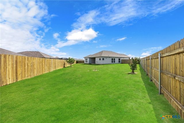1041 Lakeway Crossing Drive, Temple, TX 76502
