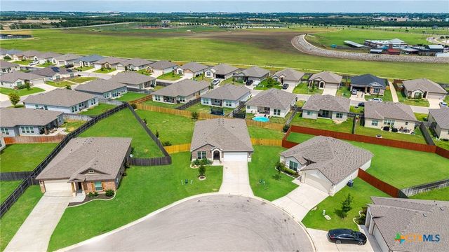1041 Lakeway Crossing Drive, Temple, TX 76502