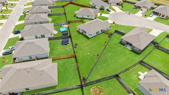 1041 Lakeway Crossing Drive, Temple, TX 76502