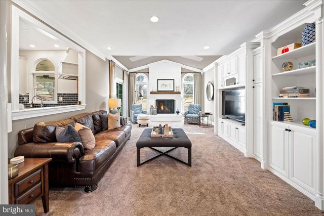 716 REGENCY HILL DR, Hockessin, DE 19707