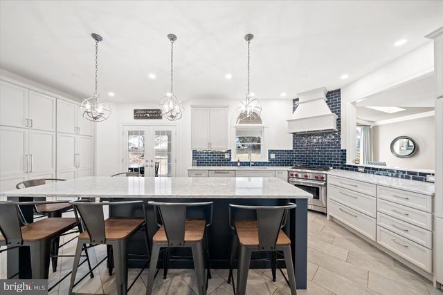 716 REGENCY HILL DR, Hockessin, DE 19707