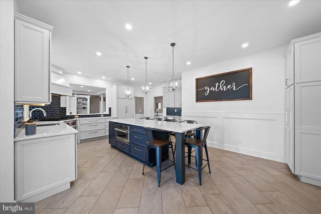 716 REGENCY HILL DR, Hockessin, DE 19707