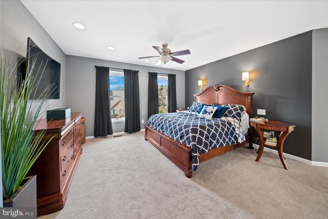 716 REGENCY HILL DR, Hockessin, DE 19707