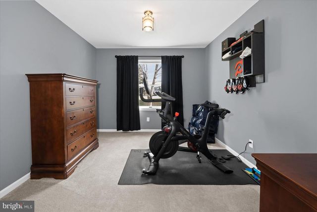 716 REGENCY HILL DR, Hockessin, DE 19707