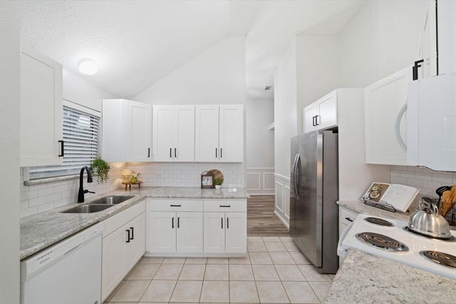 4805 Slade Ben Lane, Alvin, TX 77511