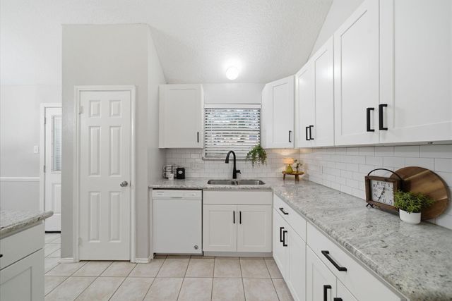 4805 Slade Ben Lane, Alvin, TX 77511