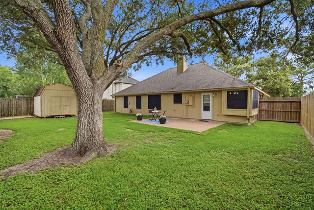 4805 Slade Ben Lane, Alvin, TX 77511