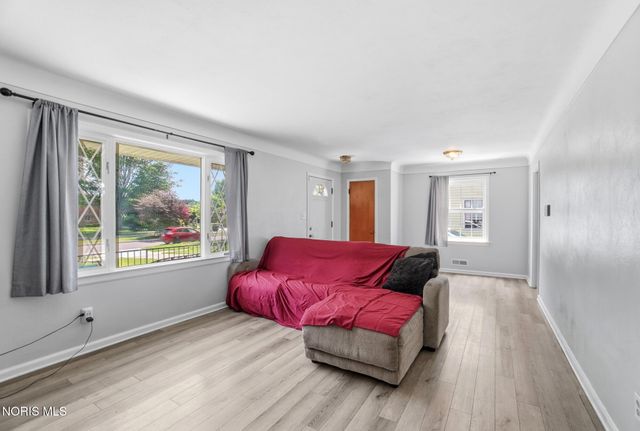 3506 Beverly Drive, Toledo, OH 43614