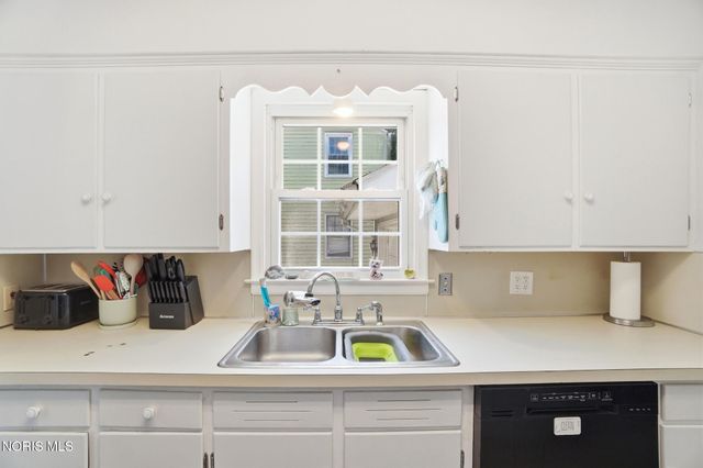 3506 Beverly Drive, Toledo, OH 43614