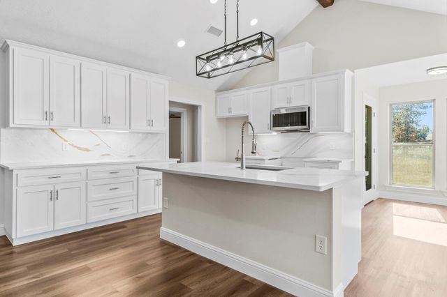 171 Pearl Court, Onalaska, TX 77360