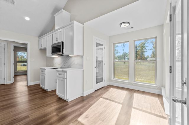 171 Pearl Court, Onalaska, TX 77360