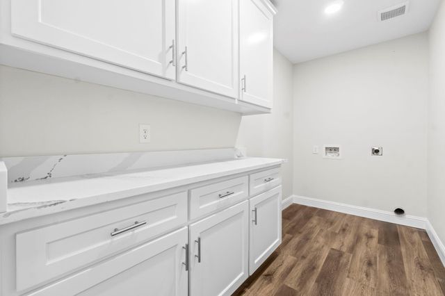 171 Pearl Court, Onalaska, TX 77360