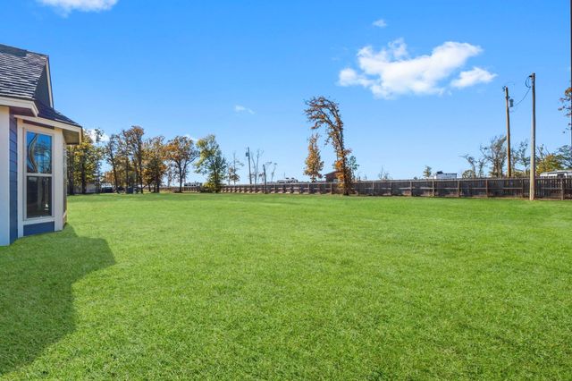 171 Pearl Court, Onalaska, TX 77360