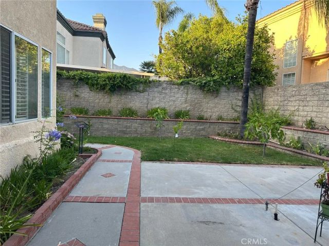 7271 Deerwood Place, Highland, CA 92346