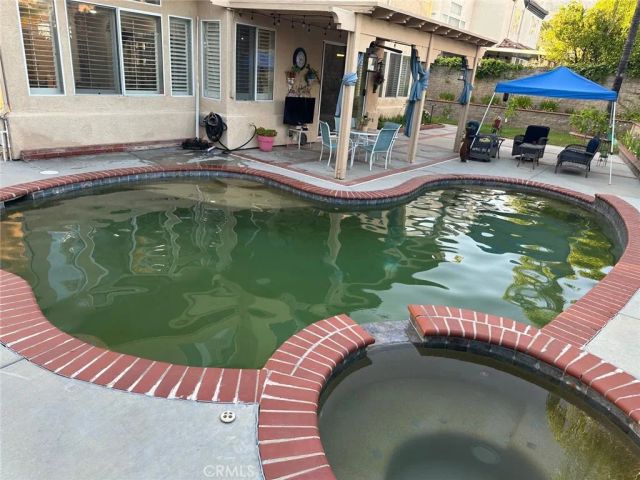7271 Deerwood Place, Highland, CA 92346