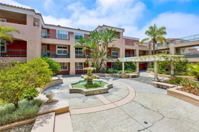 5142 Warner Avenue 109, Huntington Beach, CA 92649