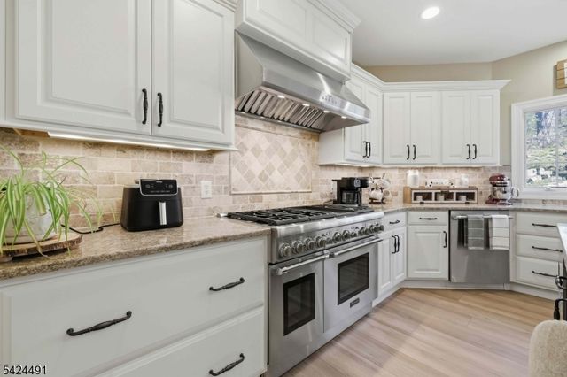 32 Mallard Dr, Allamuchy Twp., NJ 07840