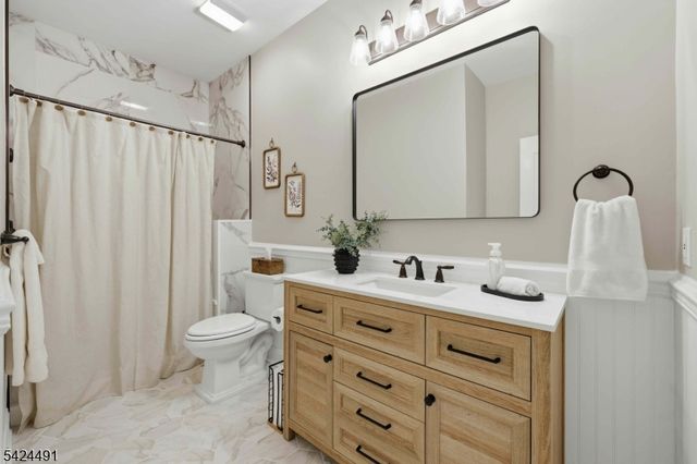 32 Mallard Dr, Allamuchy Twp., NJ 07840