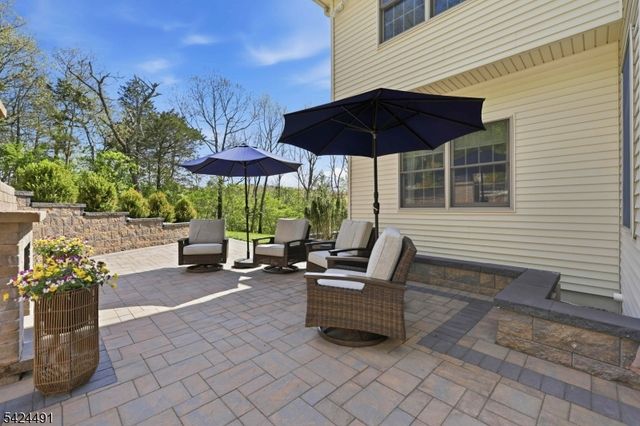 32 Mallard Dr, Allamuchy Twp., NJ 07840