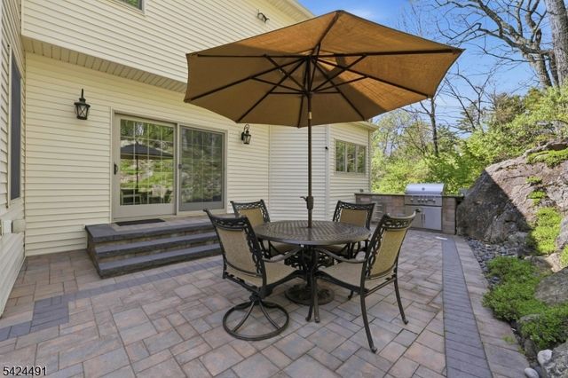 32 Mallard Dr, Allamuchy Twp., NJ 07840