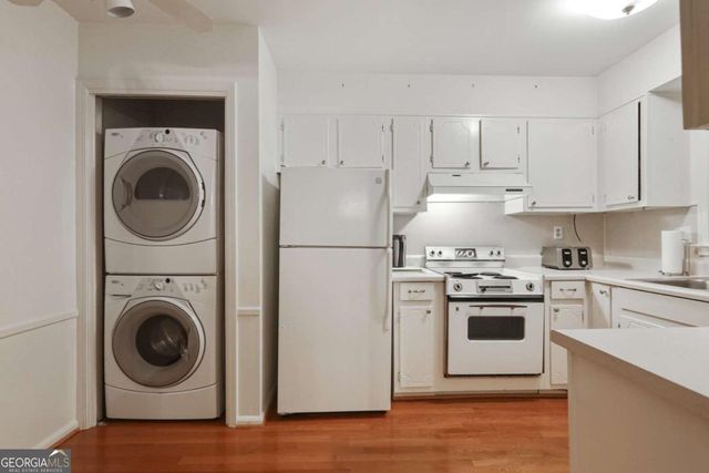 158 Maribeau Square NW, Atlanta, GA 30327