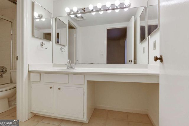 158 Maribeau Square NW, Atlanta, GA 30327