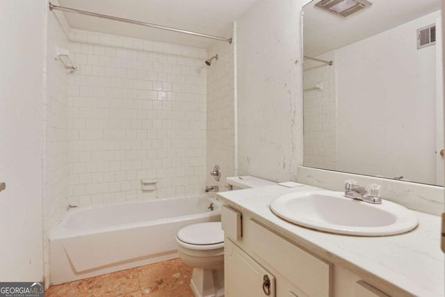 158 Maribeau Square NW, Atlanta, GA 30327