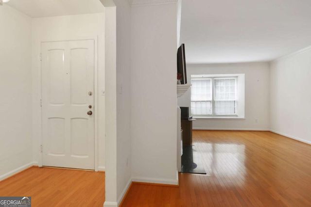 158 Maribeau Square NW, Atlanta, GA 30327