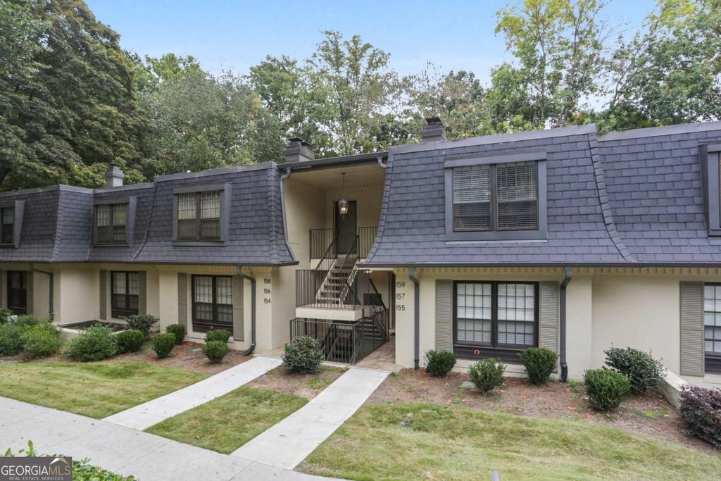 158 Maribeau Square NW, Atlanta, GA 30327