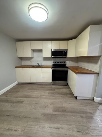 94-96 Itasca St 96-1, Boston, MA 02126