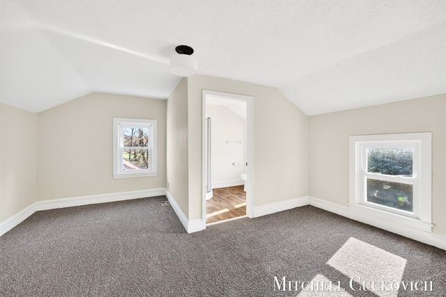 832 E Michigan Avenue, Marshall, MI 49068