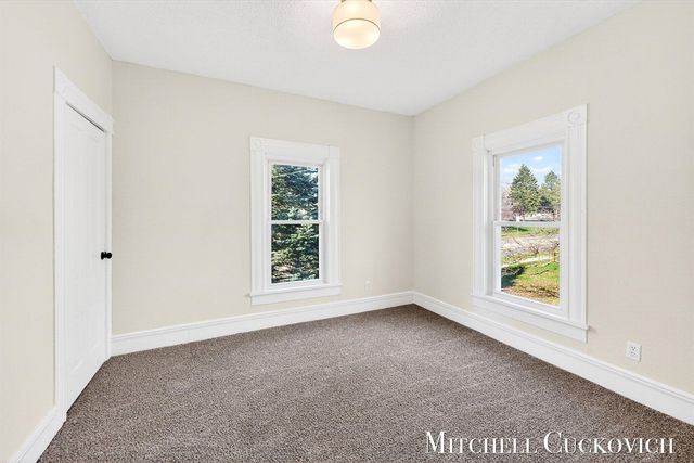 832 E Michigan Avenue, Marshall, MI 49068