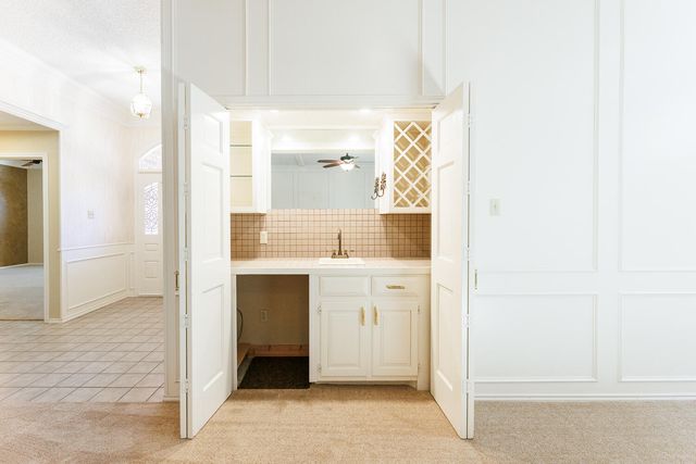 1906 Albany Avenue, Lubbock, TX 79407