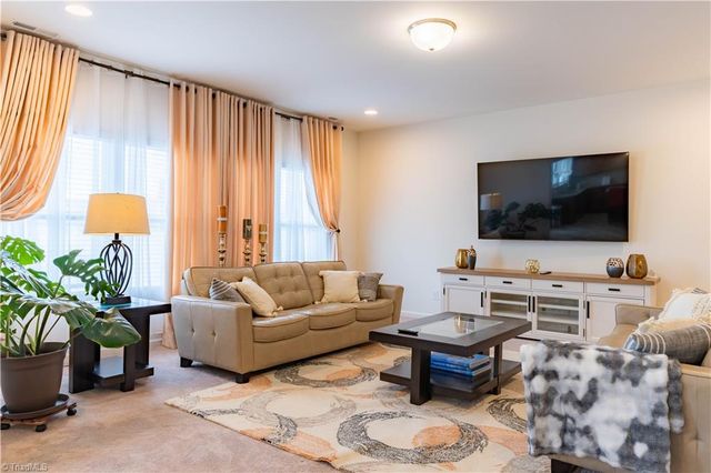 632 Wrenn Forest Street, High Point, NC 27260